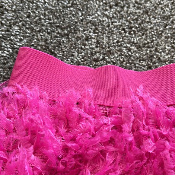 Pink Feathery Set - Picture 6 of 6